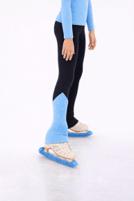 Karisma peak pants konståkningsbyxa I svart och ljusblå fish